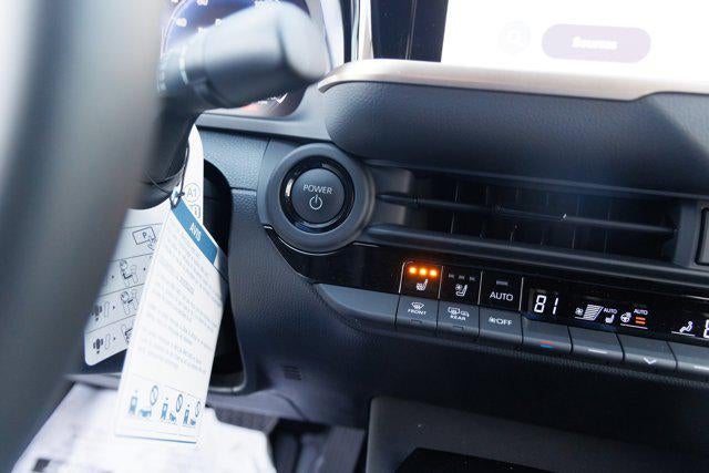 2026 Toyota CROWN XLE