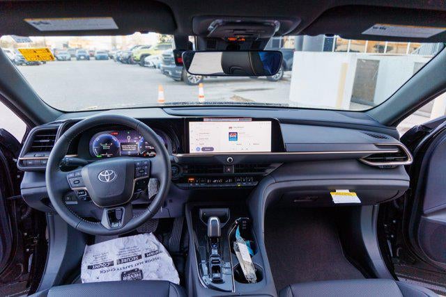 2026 Toyota CROWN XLE