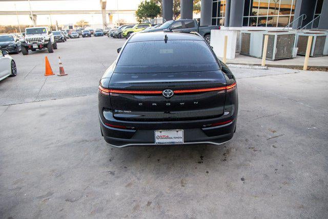 2026 Toyota CROWN XLE