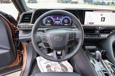 2026 Toyota CROWN XLE