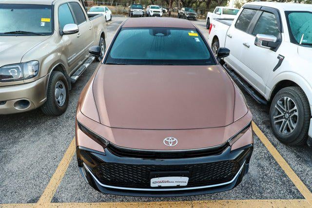 2026 Toyota CROWN XLE