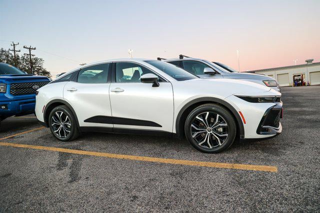 2023 Toyota Toyota Crown XLE Limited