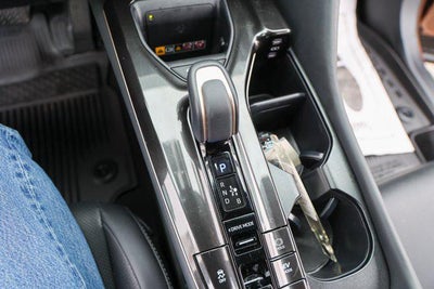 2025 Toyota CROWN Limited