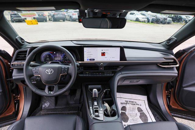 2025 Toyota CROWN Limited