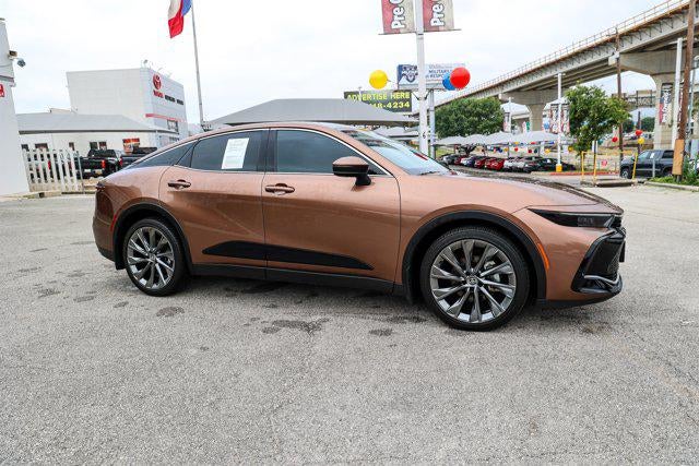 2025 Toyota CROWN Limited