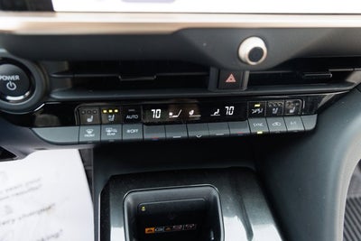 2026 Toyota CROWN XLE