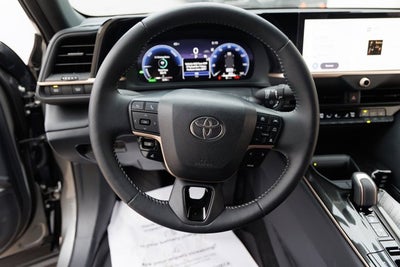 2026 Toyota CROWN XLE