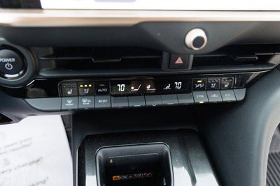 2026 Toyota CROWN XLE