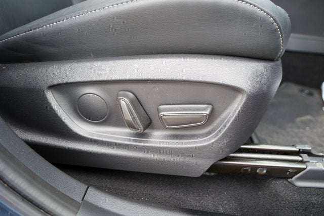 2025 Toyota CROWN Nightshade