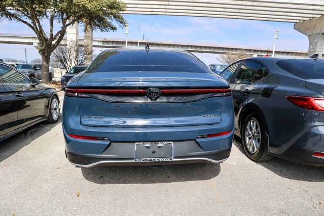 2025 Toyota CROWN Nightshade