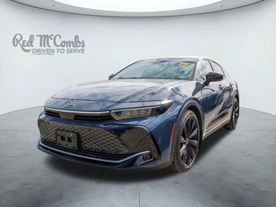 2025 Toyota CROWN Nightshade