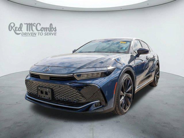 2025 Toyota CROWN Nightshade