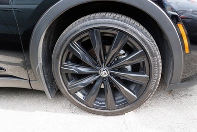 2026 Toyota CROWN Nightshade