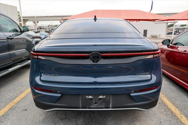 2026 Toyota Toyota Crown Nightshade