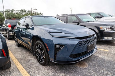 2025 Toyota Crown Signia XLE