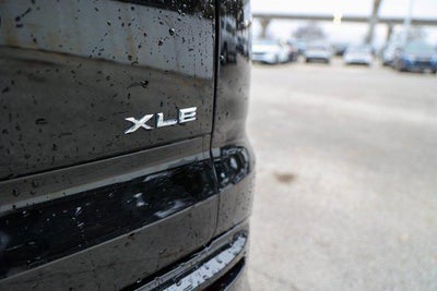 2025 Toyota CROWN SIGNIA XLE