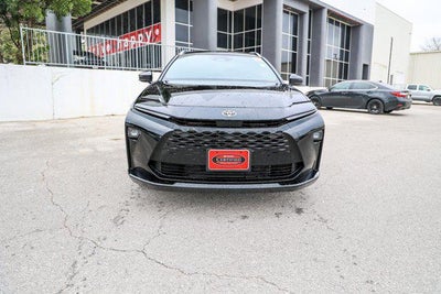 2025 Toyota CROWN SIGNIA XLE