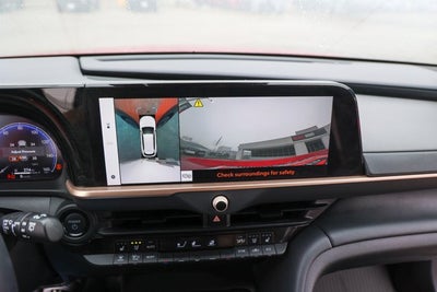 2025 Toyota CROWN SIGNIA Limited