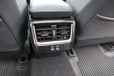 2025 Toyota CROWN SIGNIA Limited