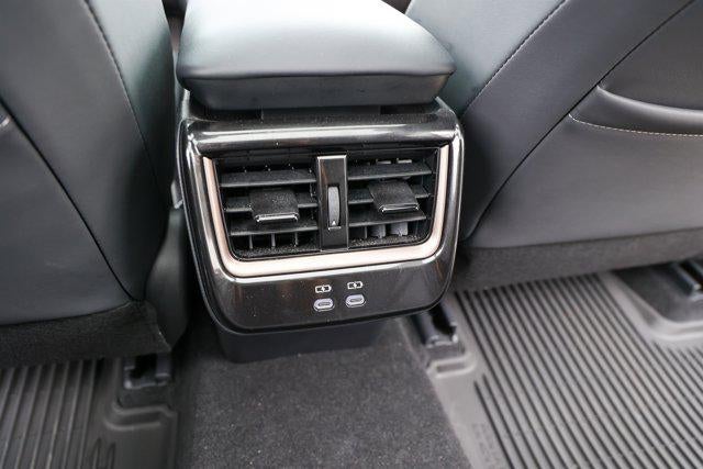 2025 Toyota CROWN SIGNIA Limited