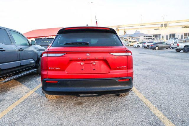 2025 Toyota CROWN SIGNIA Limited