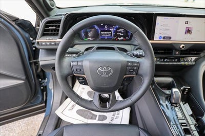 2025 Toyota Toyota Crown Signia Limited