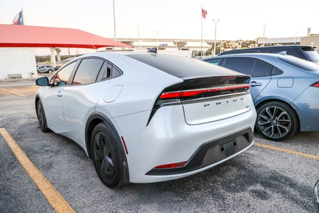 2026 Toyota PRIUS LE