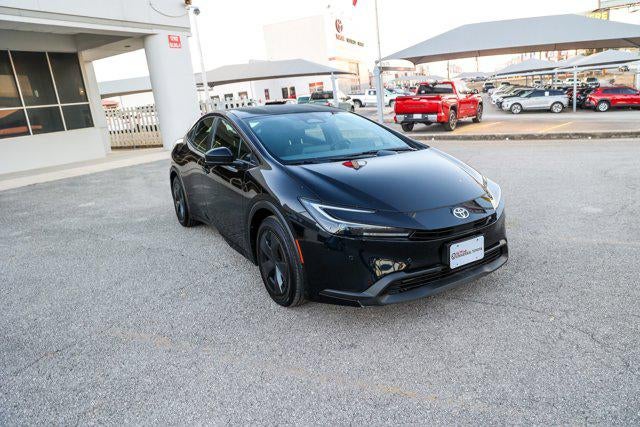 2025 Toyota PRIUS LE