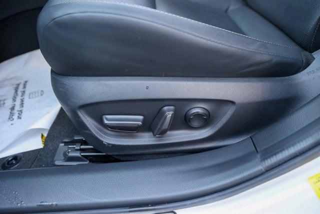 2023 Toyota Prius XLE