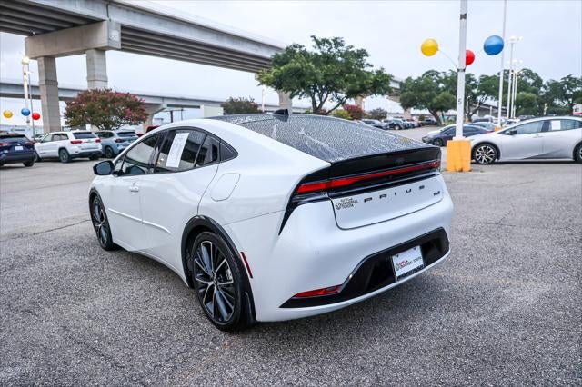 2023 Toyota Prius XLE