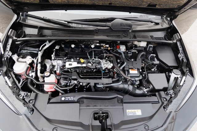 2024 Toyota PRIUS XLE