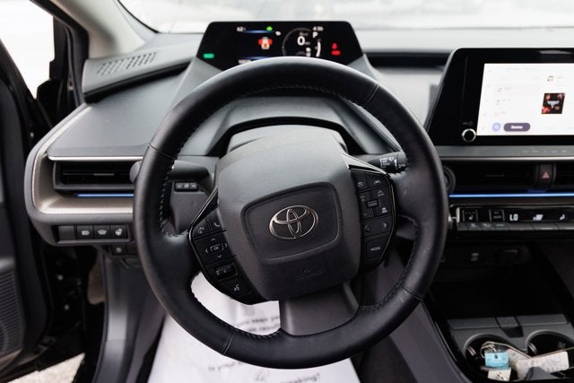 2024 Toyota PRIUS XLE
