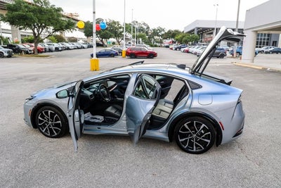 2024 Toyota PRIUS PRIME XSE Premium
