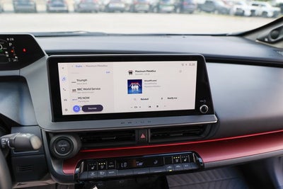 2024 Toyota PRIUS PRIME XSE Premium