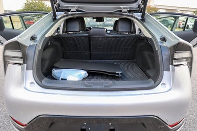 2024 Toyota PRIUS PRIME XSE Premium