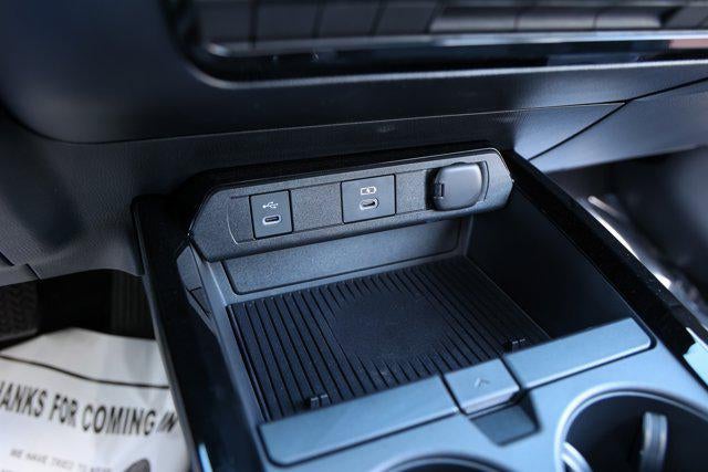 2025 Toyota Prius XSE SE