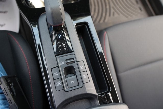 2025 Toyota Prius SE SE