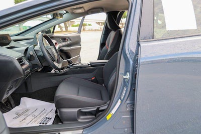 2025 Toyota Prius SE SE