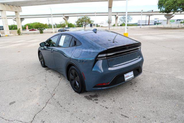 2025 Toyota Prius SE SE