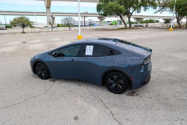 2025 Toyota Prius SE SE