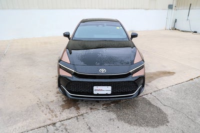 2025 Toyota CROWN Platinum