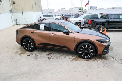 2025 Toyota CROWN Platinum