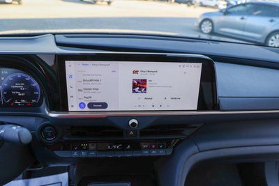 2025 Toyota CROWN Platinum