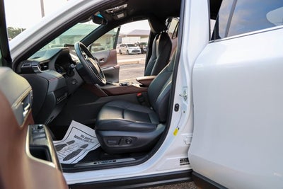 2023 Toyota Venza XLE