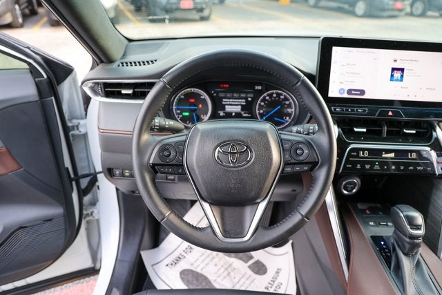 2023 Toyota Venza XLE