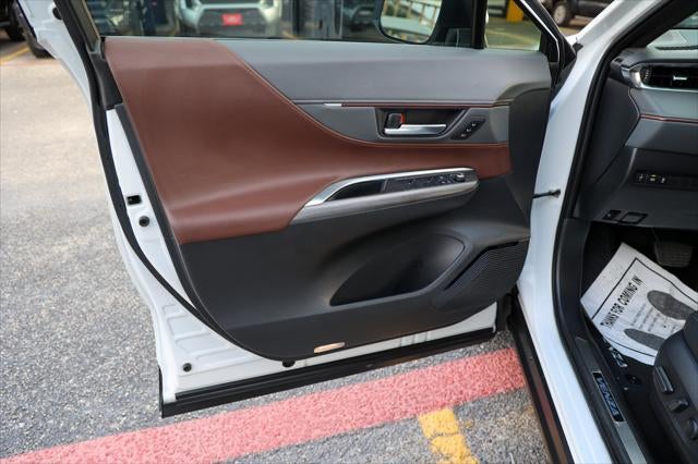 2023 Toyota Venza XLE