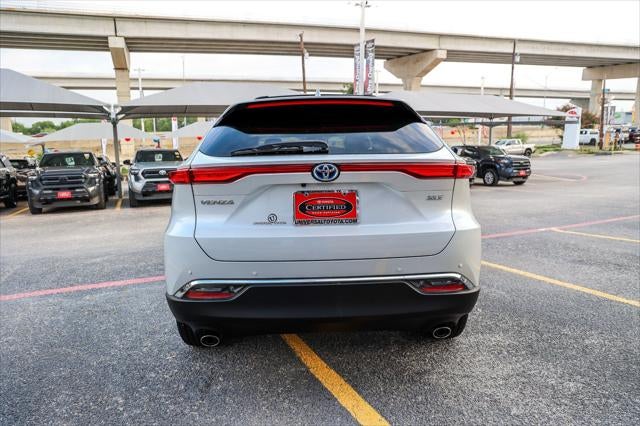 2023 Toyota Venza XLE