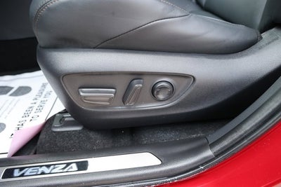 2024 Toyota Venza XLE