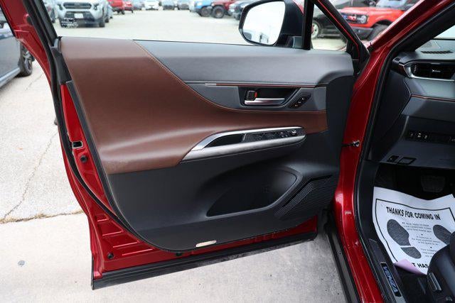 2024 Toyota Venza XLE