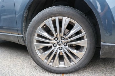 2024 Toyota Venza XLE